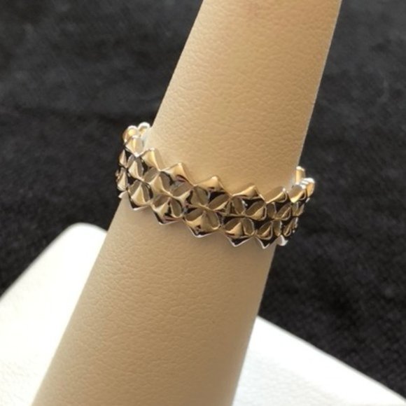 STERLING SILVER STUDDED RING - Picture 1 of 2